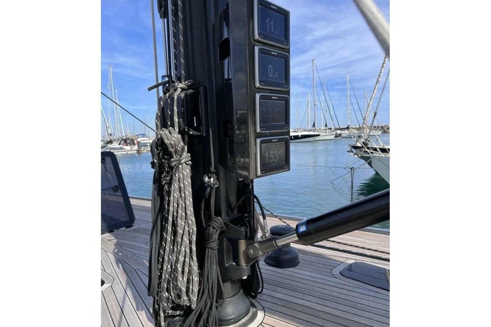 2016 Ice Yachts 62 - Photo 33