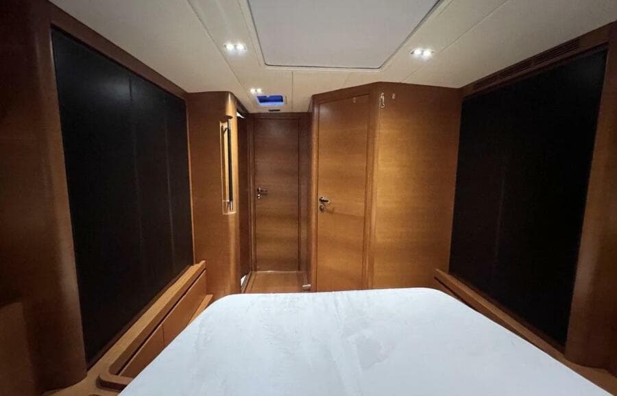 2016 Ice Yachts 62 evo