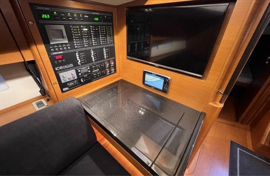 2016 Ice Yachts 62 evo