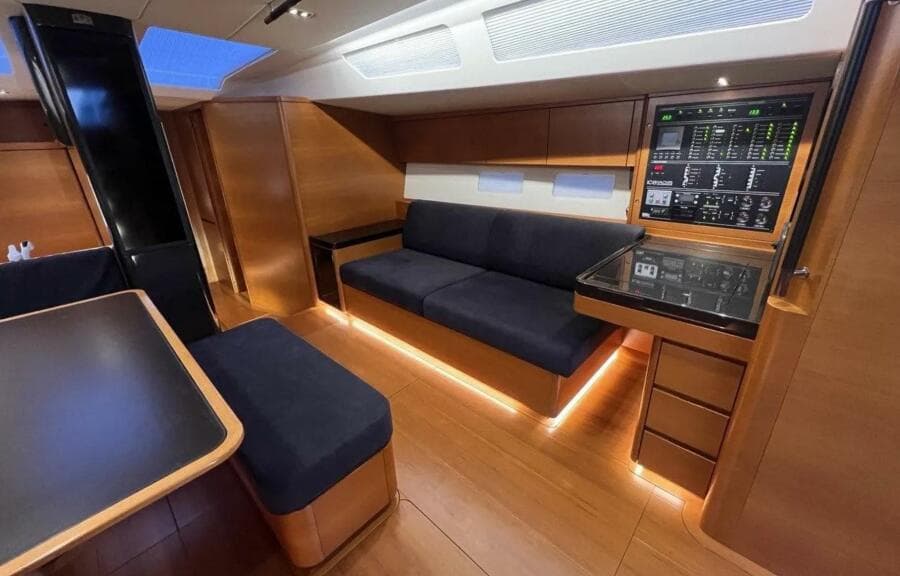 2016 Ice Yachts 62 evo