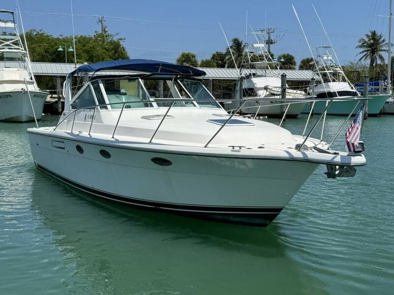 2000 Tiara Yachts 3100 Open