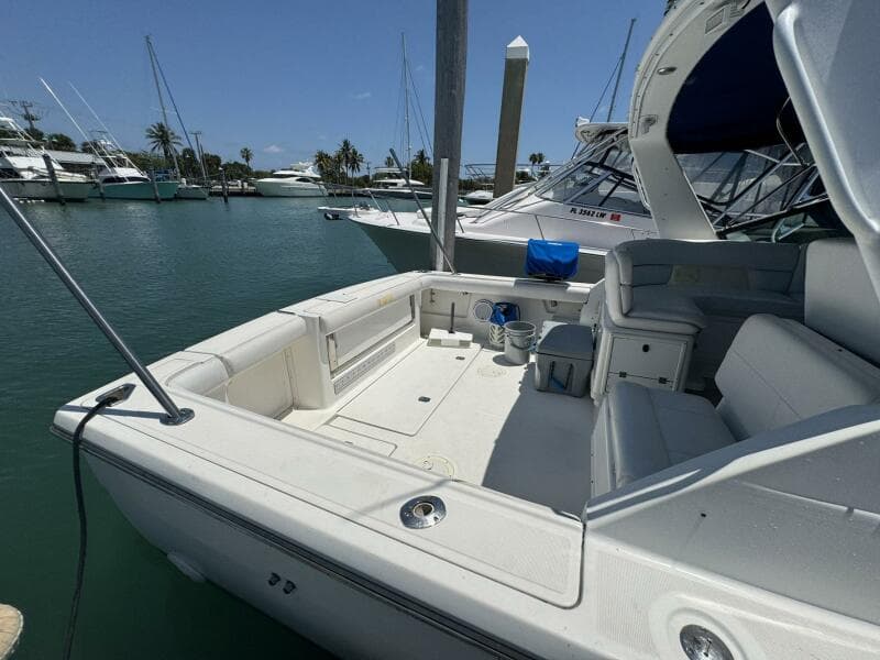 2000 Tiara Yachts 3100 Open