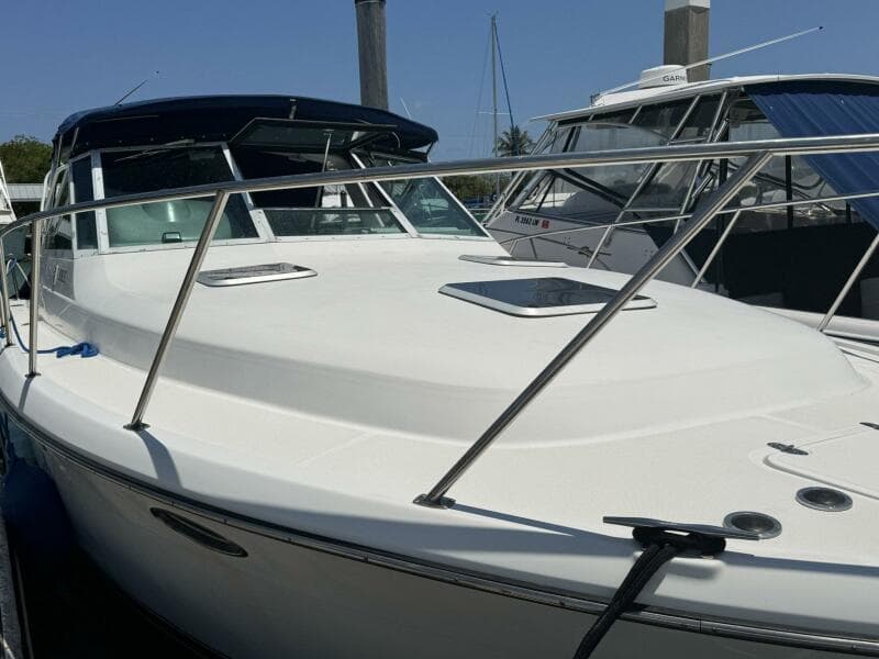 2000 Tiara Yachts 3100 Open