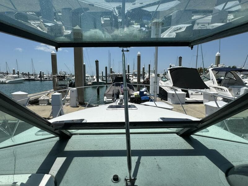 2000 Tiara Yachts 3100 Open