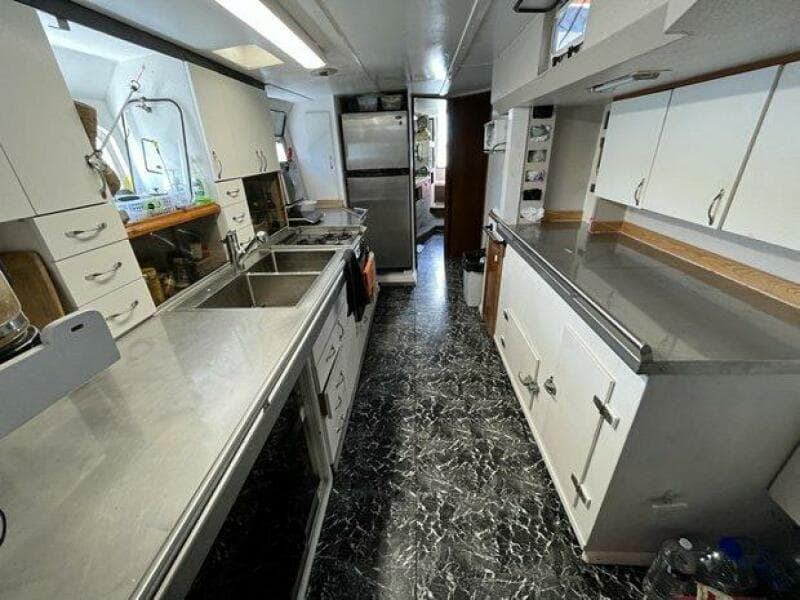 1990 Canadian Sailcraft TDM OFFSHORE