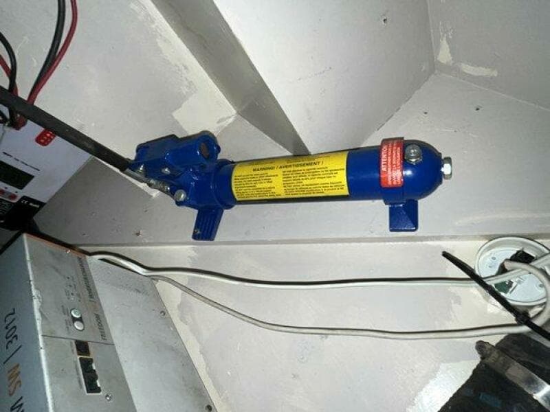 1990 Canadian Sailcraft TDM OFFSHORE