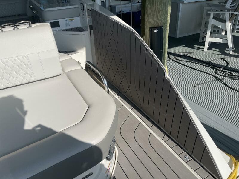 2022 Sea Ray SLX 400