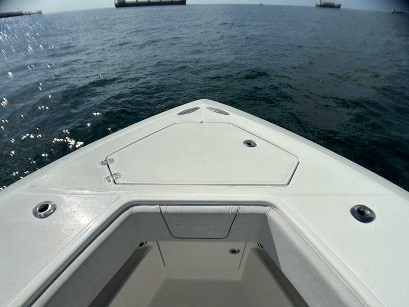 2022 SeaVee 390z Center Console