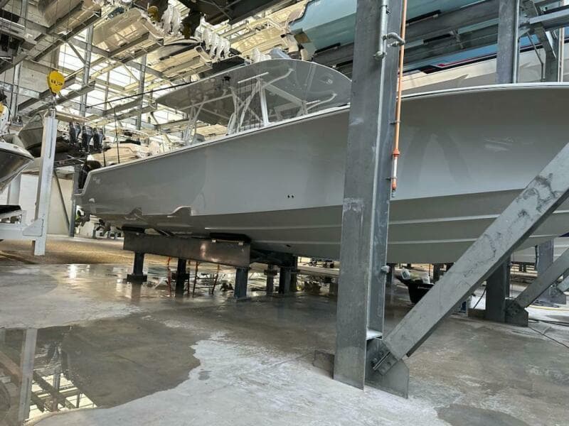 2022 SeaVee 390z Center Console