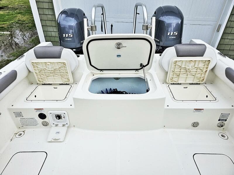 2018 World Cat 230 DC