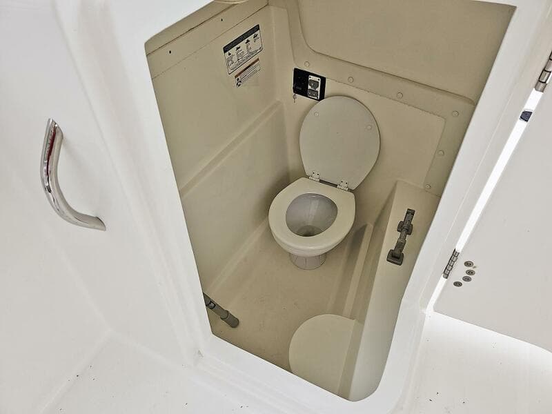 2018 World Cat 230 DC