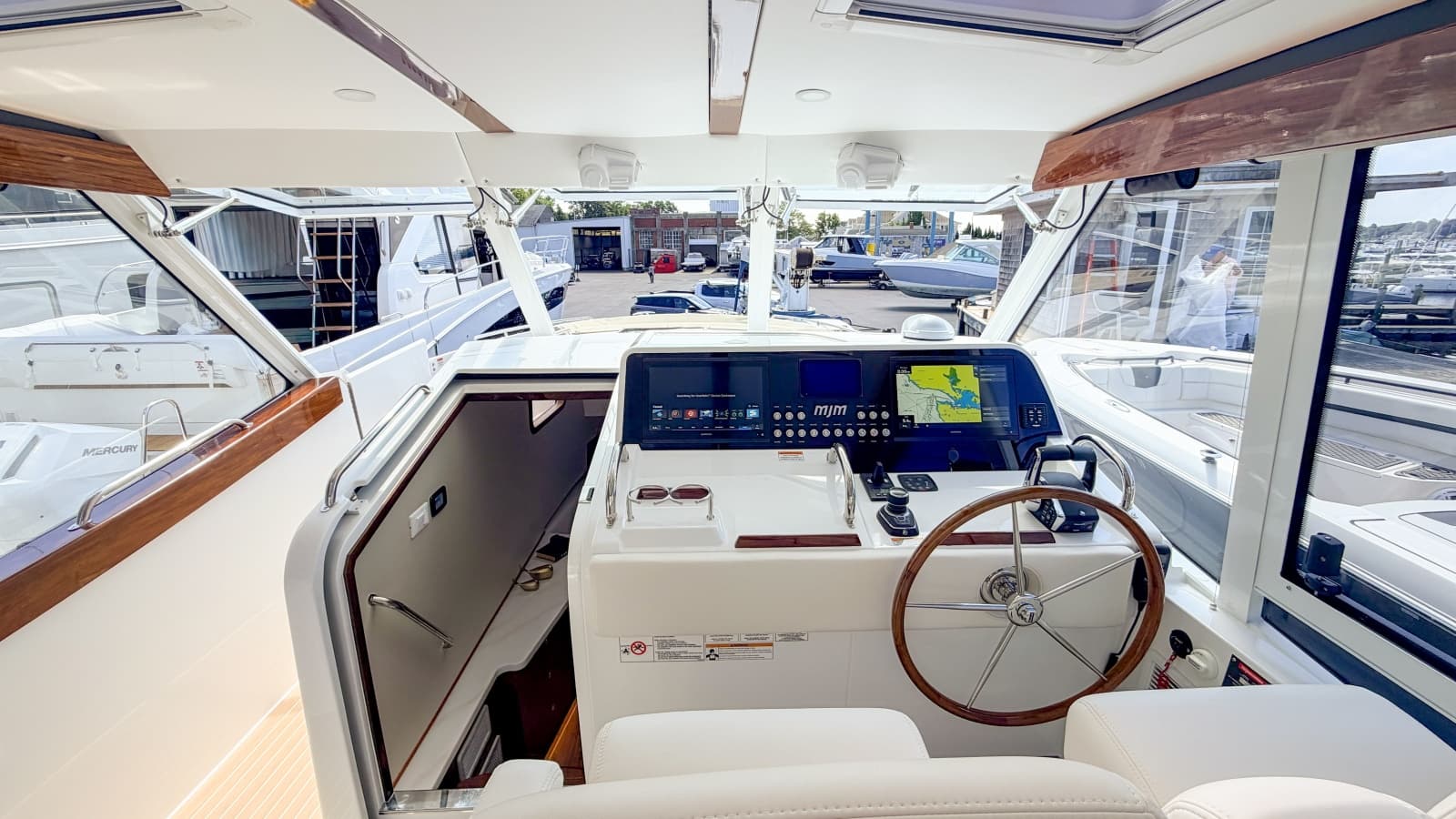 2026 MJM 47X - Photo 2