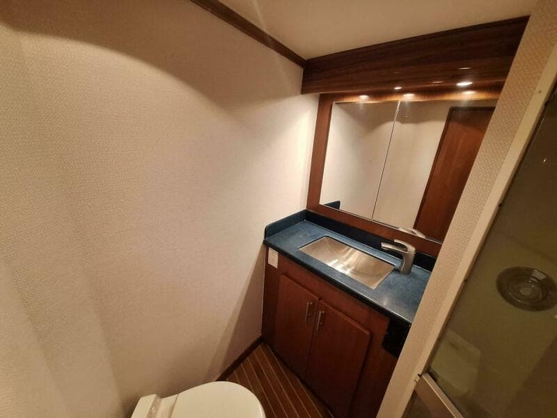 2000 Viking 55 Convertible