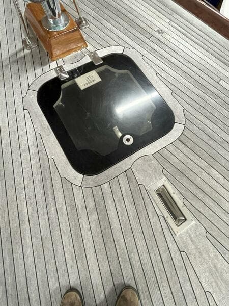 2001 Hinckley Sou'wester 59 CC Sloop