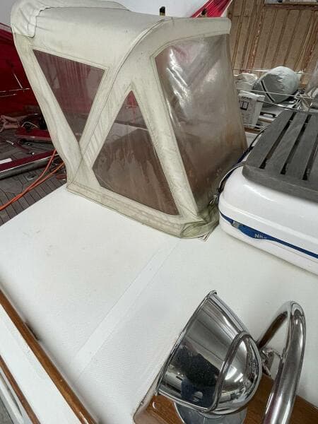 2001 Hinckley Sou'wester 59 CC Sloop