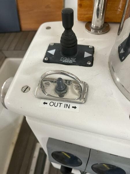 2001 Hinckley Sou'wester 59 CC Sloop