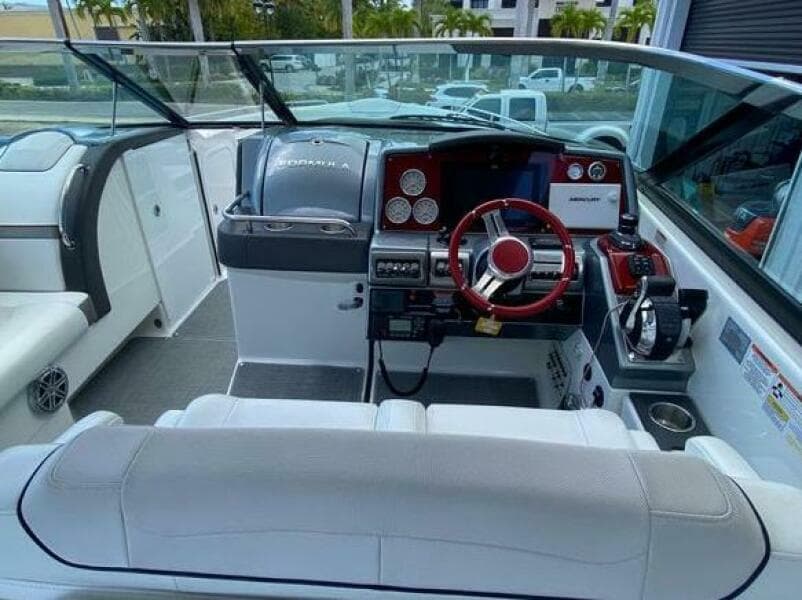 2017 Formula 350 Crossover Bowrider - Photo 6