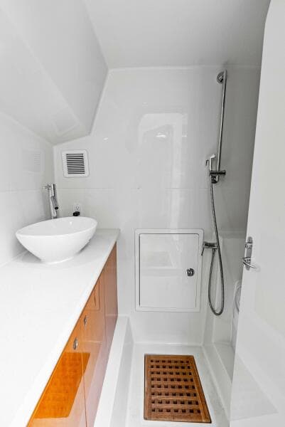 2020 Calcutta 480 Catamaran