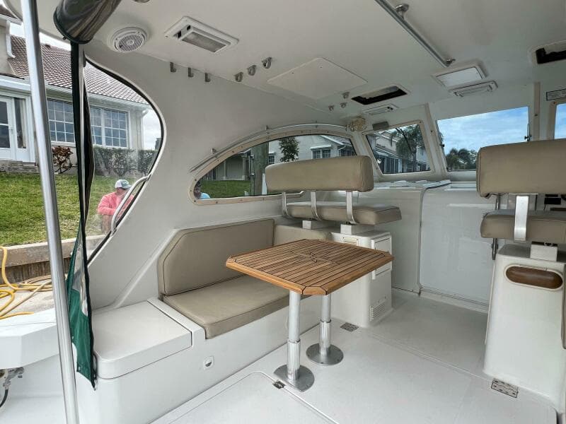 2000 Mainship Pilot 34