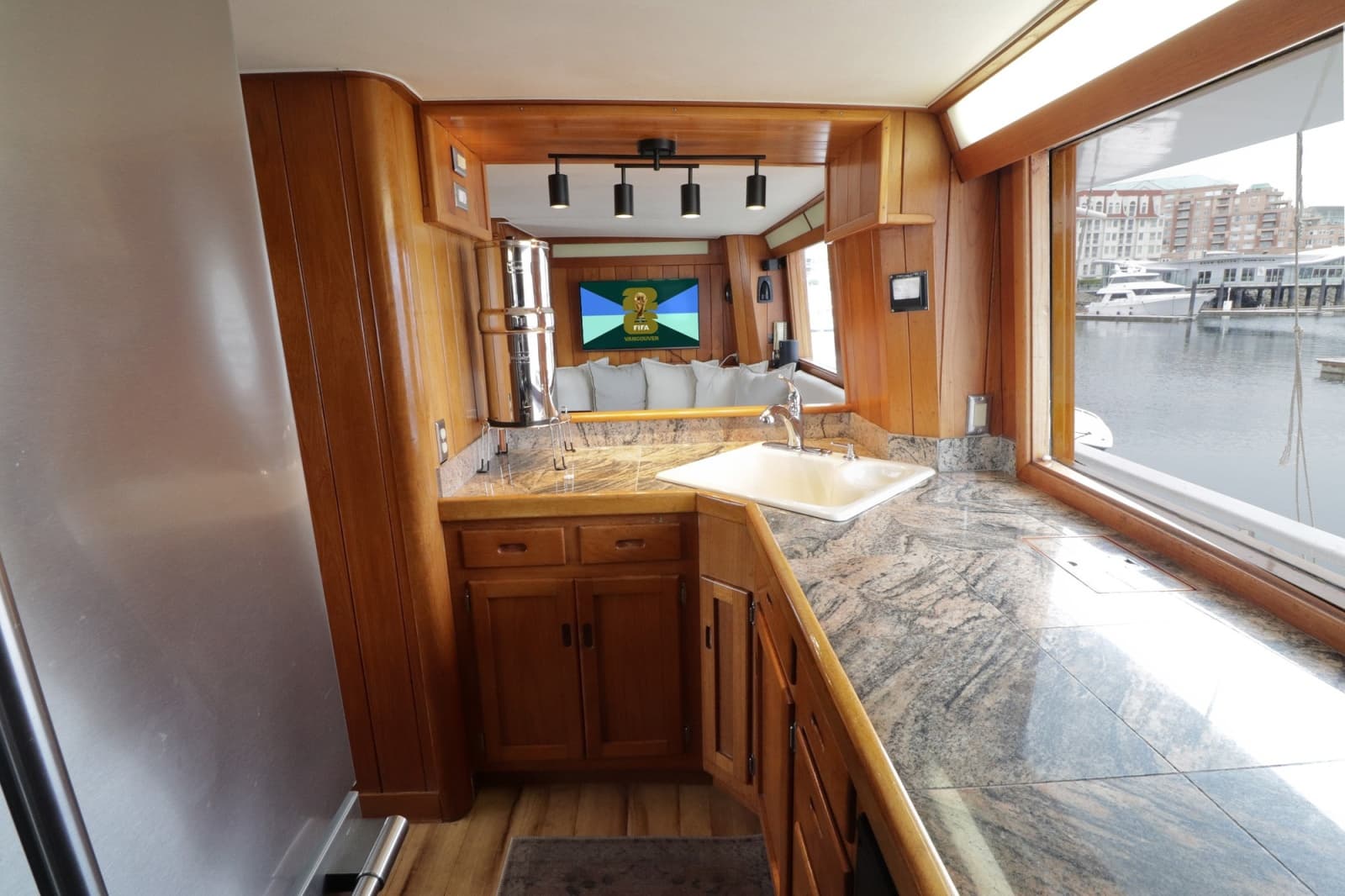 1967 Custom George Moore Custom 74' LR Trawler - Photo 33
