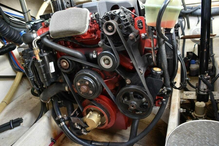 2005 Formula 37 Performance Cruiser