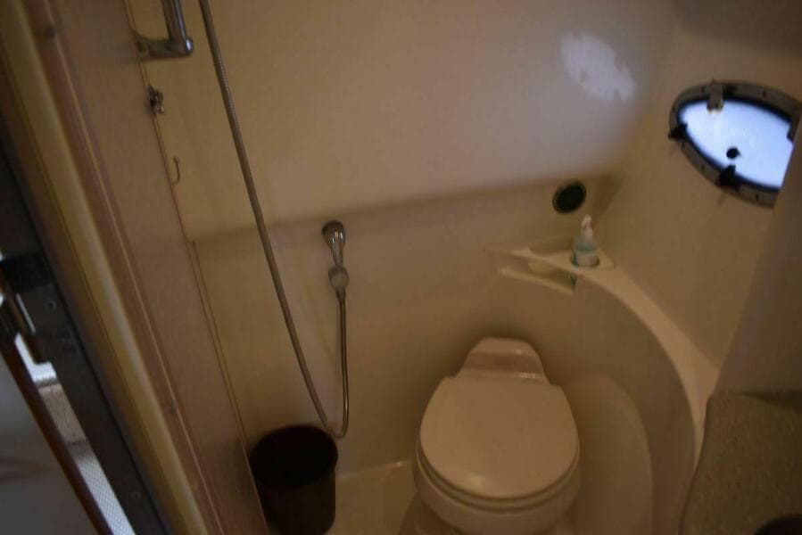 2005 Formula 37 Performance Cruiser