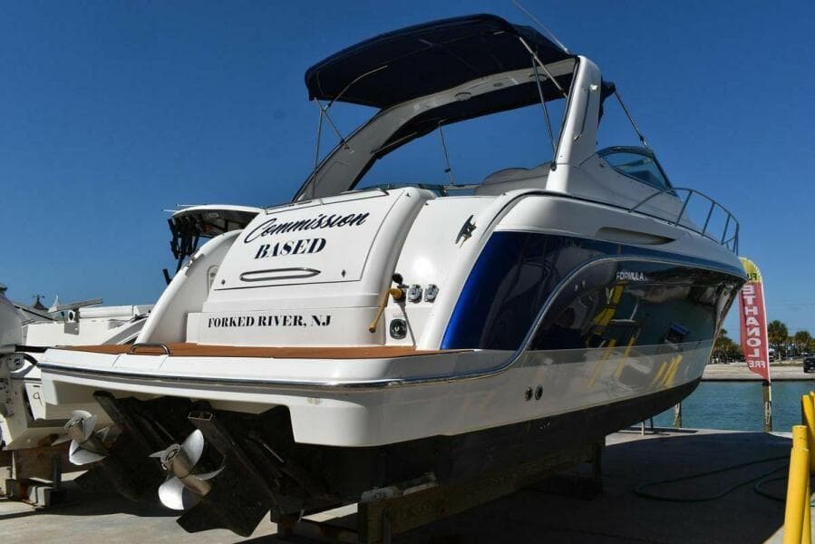 2005 Formula 37 Performance Cruiser