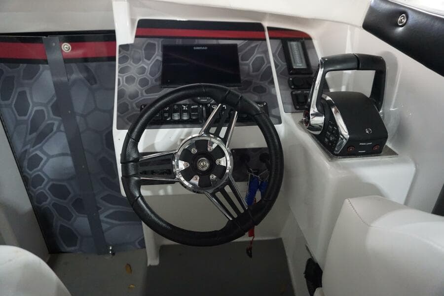 1998 32 Active Thunder 32 CC Ms. Rita Helm  (1)