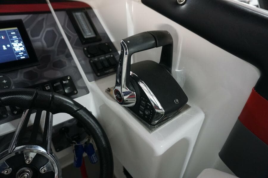 1998 32 Active Thunder 32 CC Ms. Rita Helm  (2)