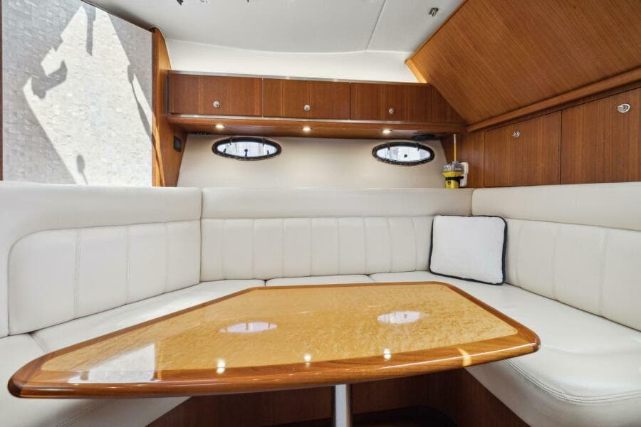 2006 Tiara Yachts 3200 Open