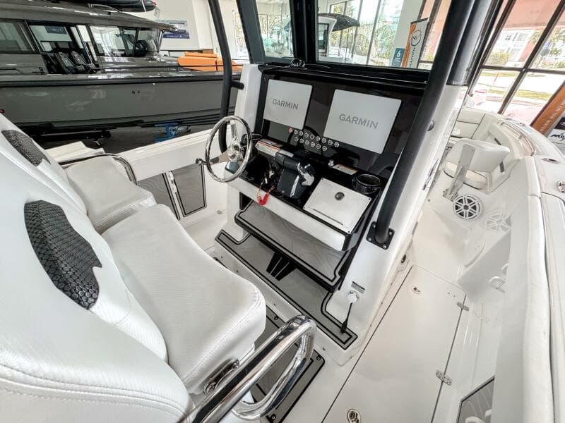 2024 Wellcraft 263 Fisherman