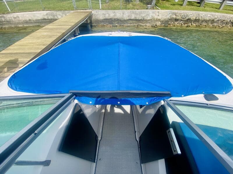 2016 Regal 22 Fasdeck