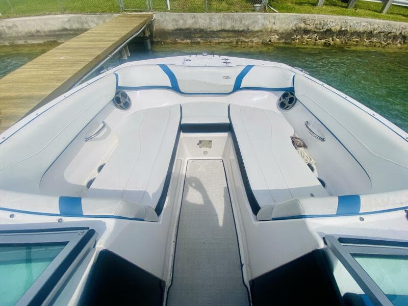 2016 Regal 22 Fasdeck