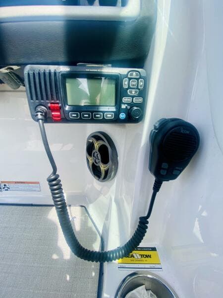 2016 Regal 22 Fasdeck