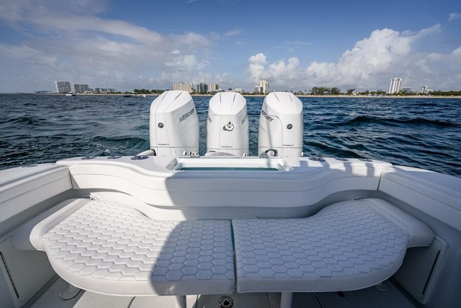 2025 Yellowfin 34 Offshore