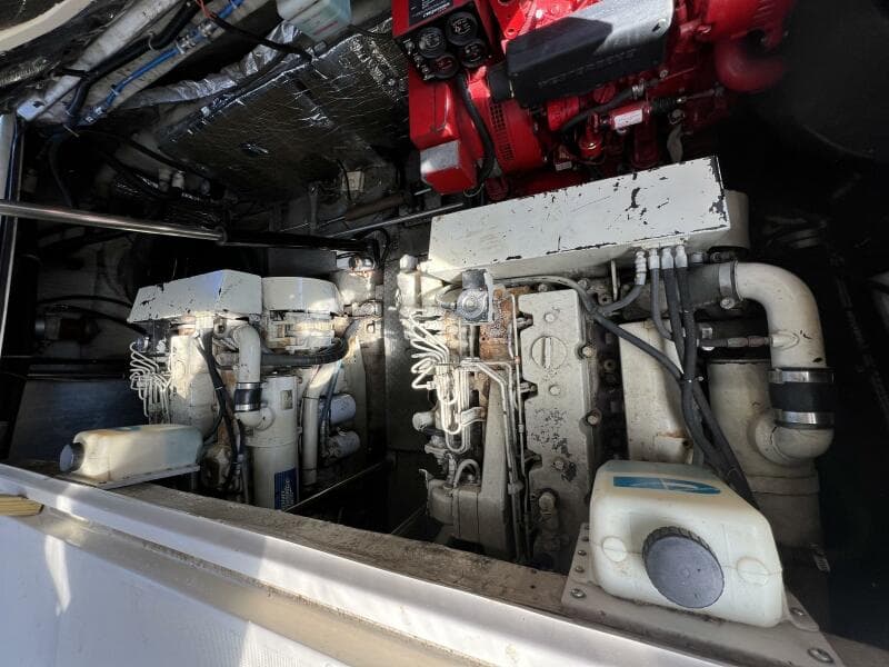 2000 Regal 4160 Commodore