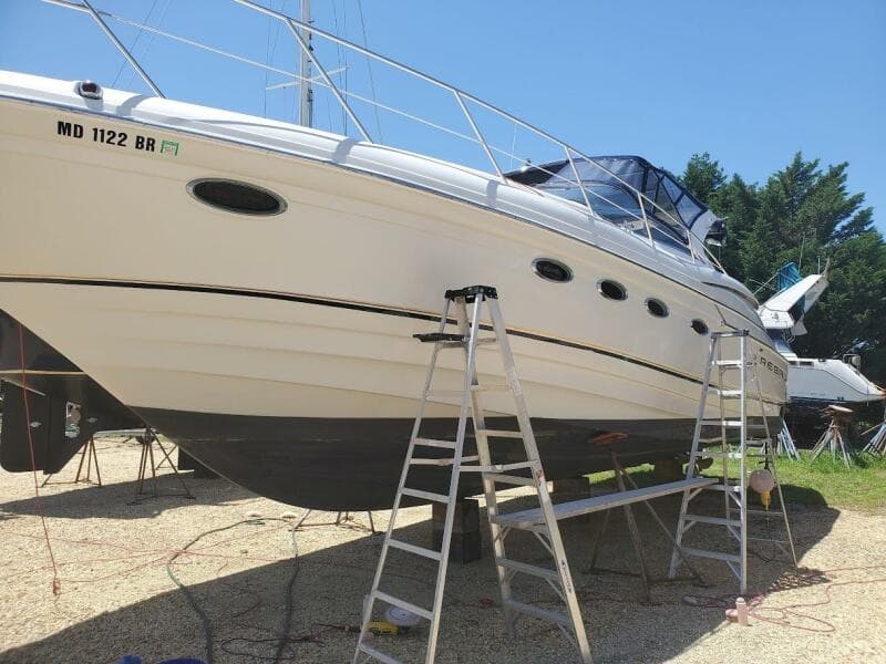 2000 Regal 4160 Commodore