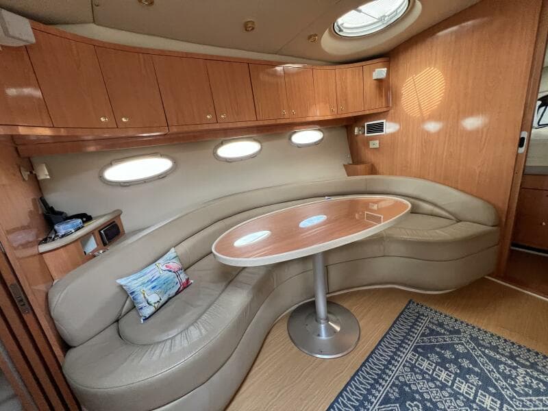 2000 Regal 4160 Commodore