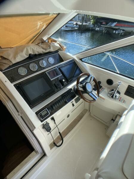 2010 Sea Ray 45 Sundancer