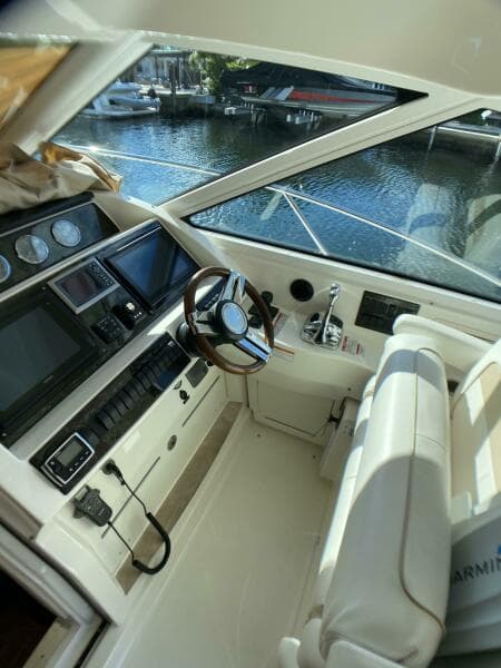 2010 Sea Ray 45 Sundancer