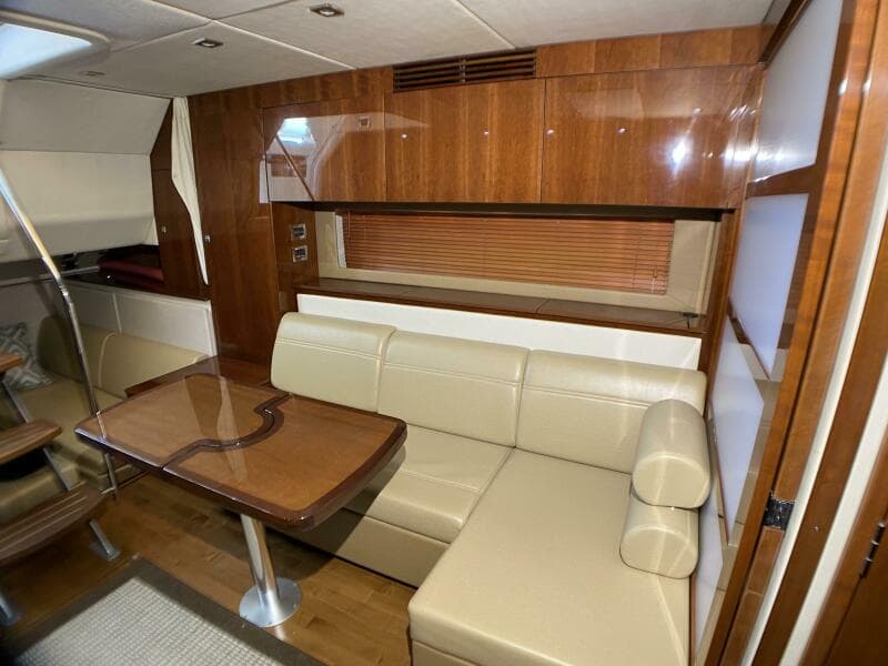 2010 Sea Ray 45 Sundancer