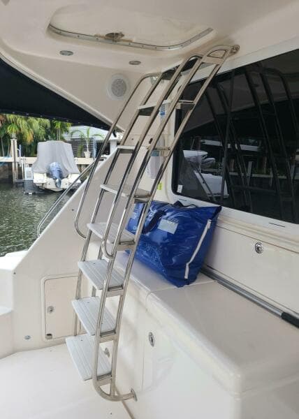 2009 Riviera 47 Enclosed Flybridge Series II