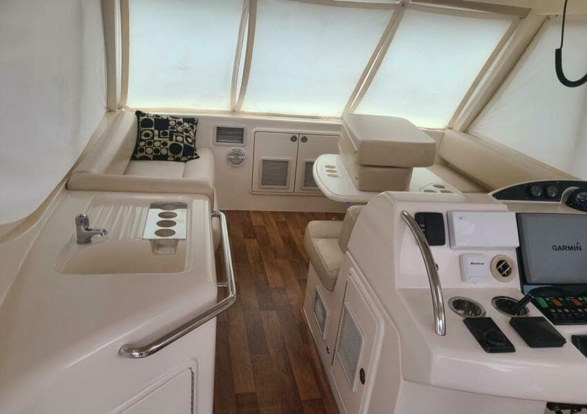 2009 Riviera 47 Enclosed Flybridge Series II