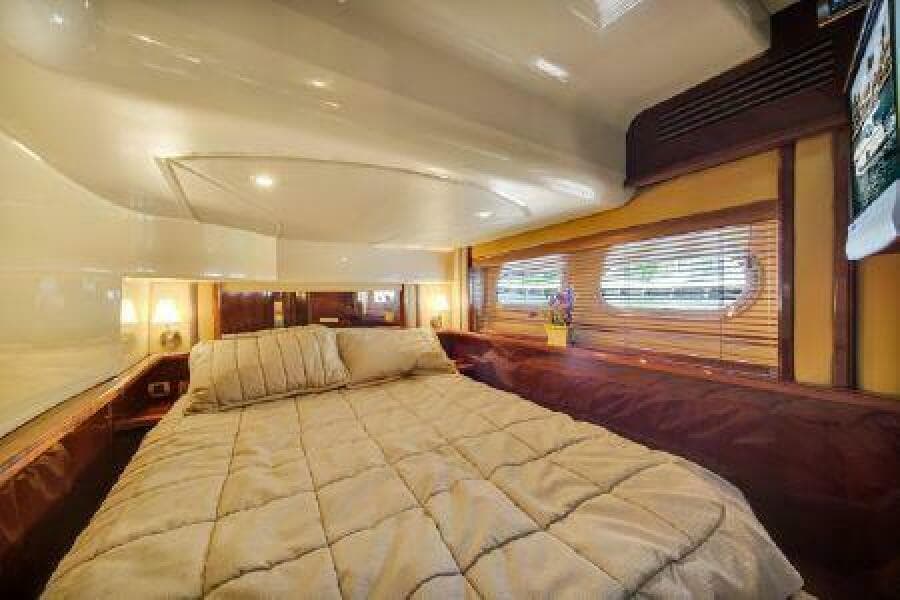 2007 Sea Ray 520 Sedan Bridge