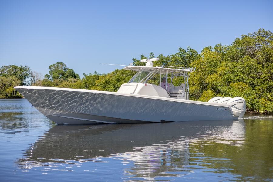 2021 Contender 39 FA