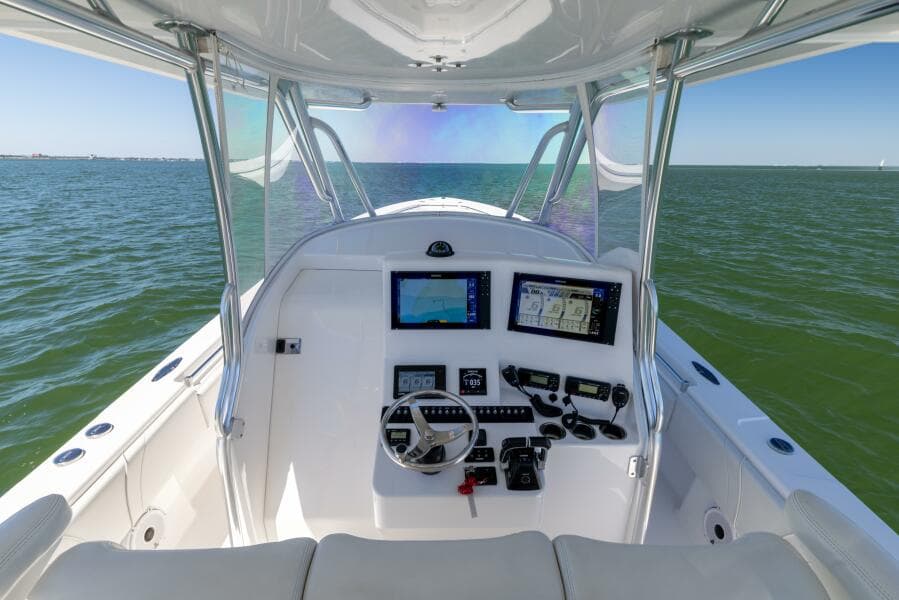 2021 Contender 39 FA