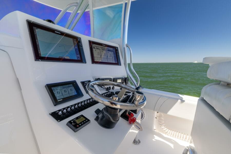 2021 Contender 39 FA