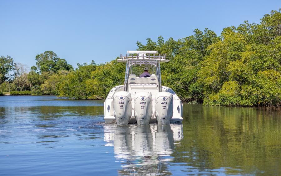 2021 Contender 39 FA