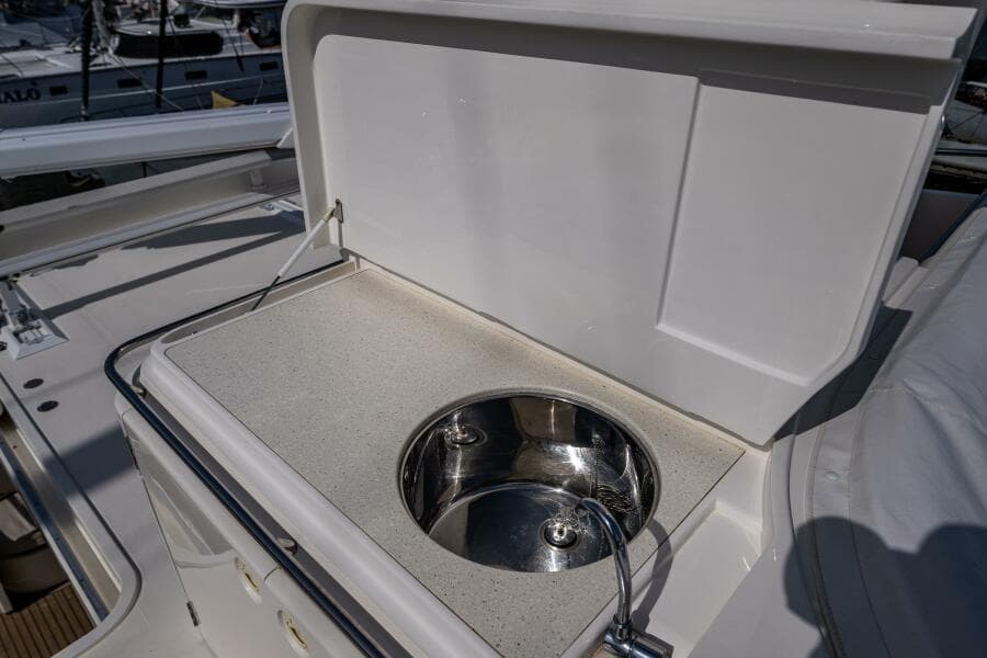 2002 Viking Princess 72 Princess Yacht