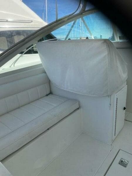 2000 Cabo 35 Express